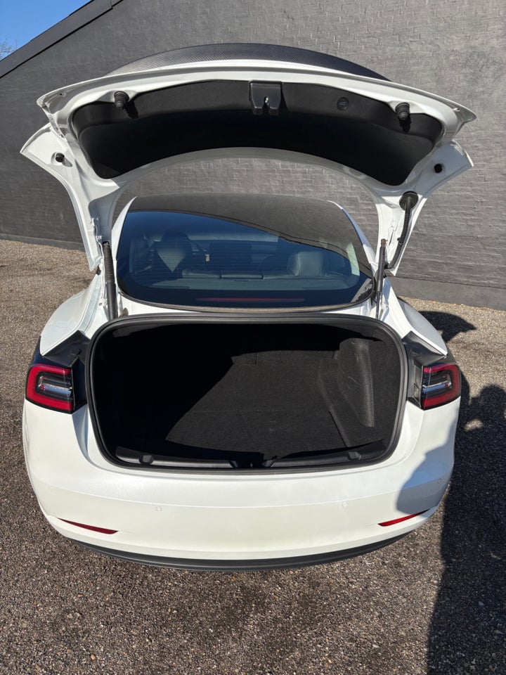 Tesla Model 3 Performance AWD 4d