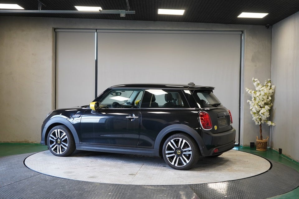 MINI Cooper SE Yours Trim 3d
