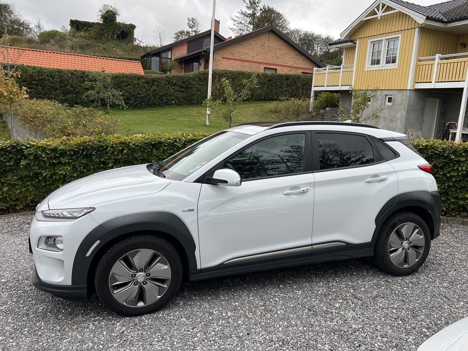 Hyundai Kona 64 EV Premium 5d
