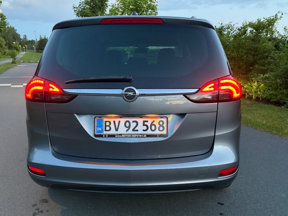 Opel Zafira Tourer 1,4 T 140 Innovation 7prs 5d