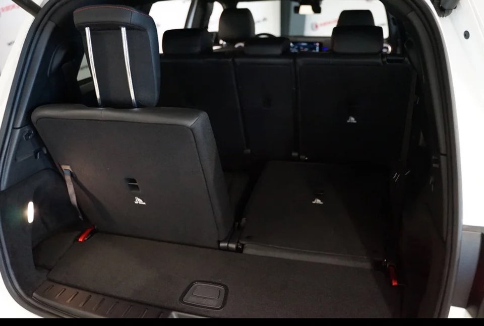 Mercedes EQB300 AMG Line 4Matic 7prs 5d