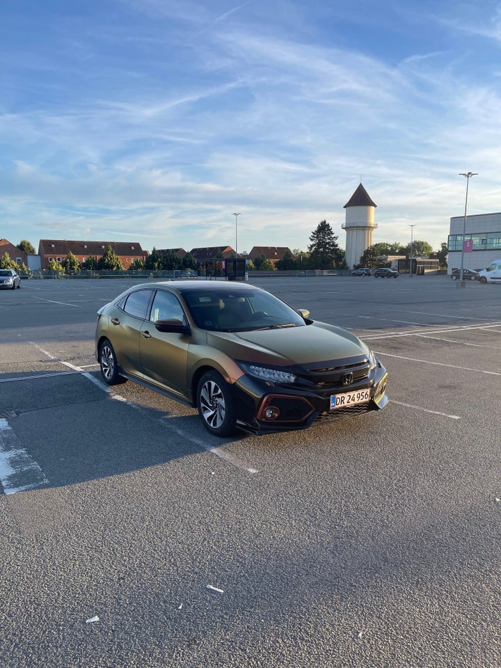 Honda Civic 1,5 VTEC Turbo Sport 5d