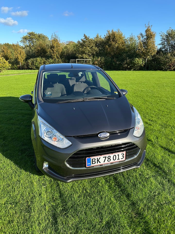 Ford B-MAX 1,0 SCTi 100 Titanium 5d
