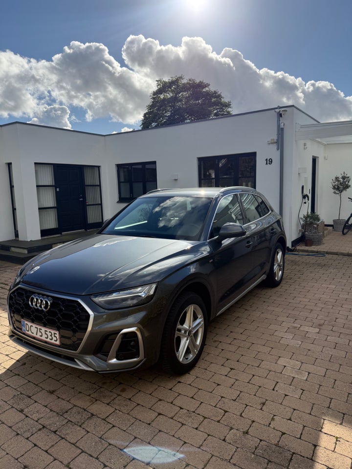 Audi Q5 50 TFSi e S-line quattro S-tr. 5d
