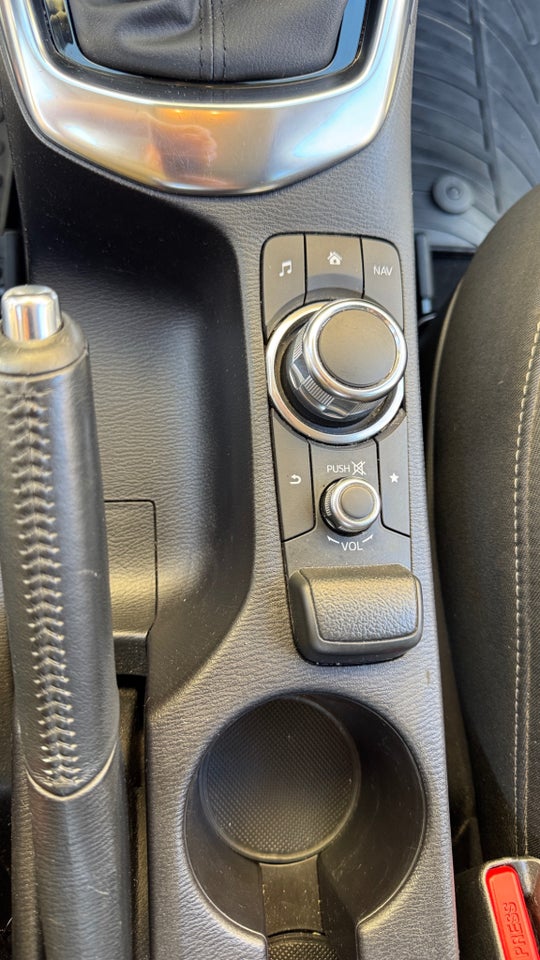 Mazda 2 1,5 SkyActiv-G 90 Superior 5d