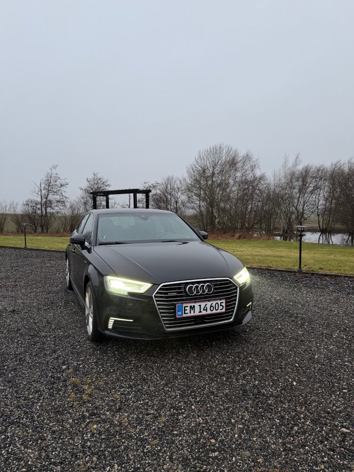 Audi A3 1,4 e-tron Sportback S-tr. 5d
