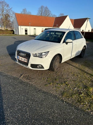 Audi A1 1,2 TFSi 86 Ambition Sportback 5d