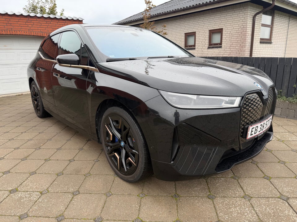 BMW iX xDrive40 Sport 5d