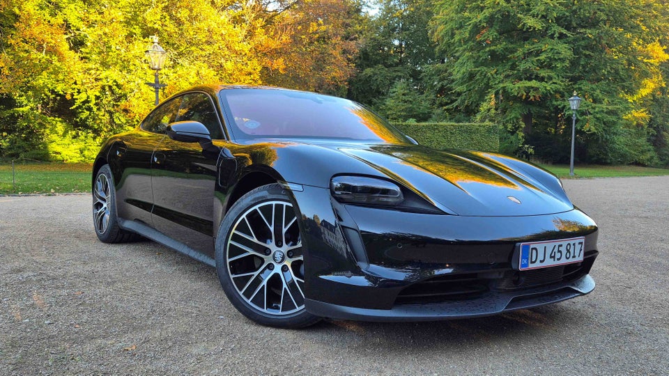 Porsche Taycan Performance+ 4d
