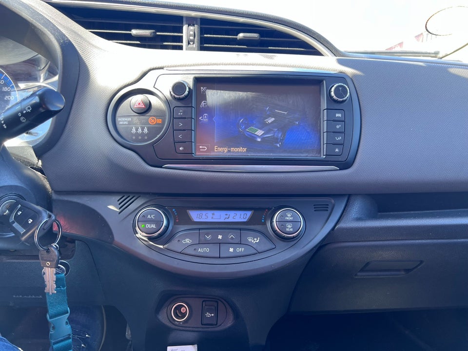 Toyota Yaris 1,5 Hybrid H2 e-CVT 5d