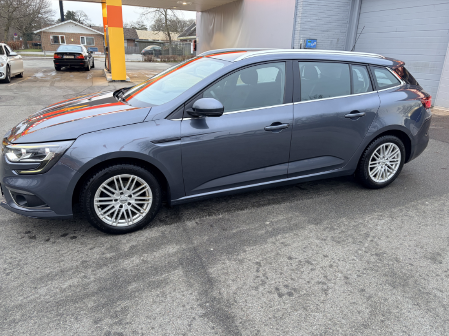 Renault Megane IV 1,5 dCi 110 Zen Sport Tourer 5d