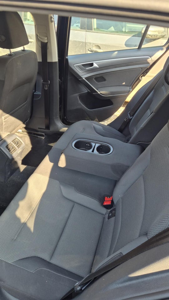 VW Golf VII 1,5 TSi 130 Comfortline 5d