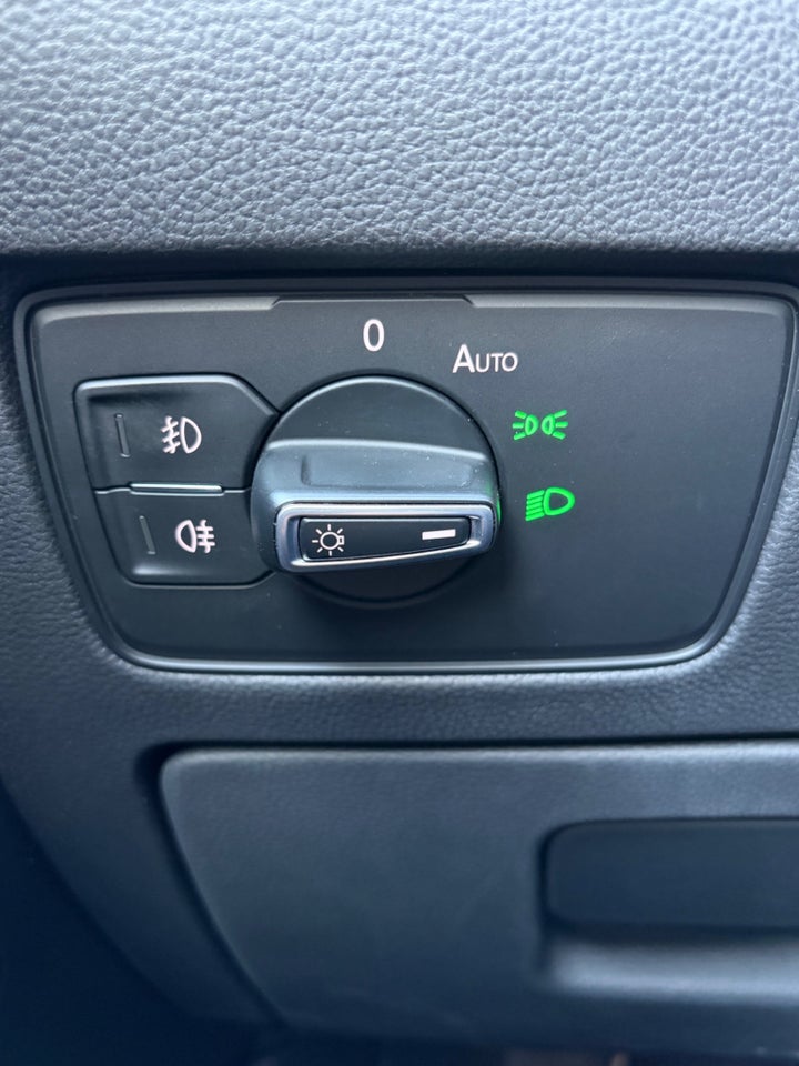 VW Passat 1,5 TSi 150 Elegance+ Variant DSG 5d