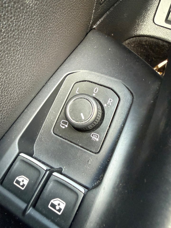 VW Passat 2,0 TDi 240 Highline Variant DSG 4Motion 5d