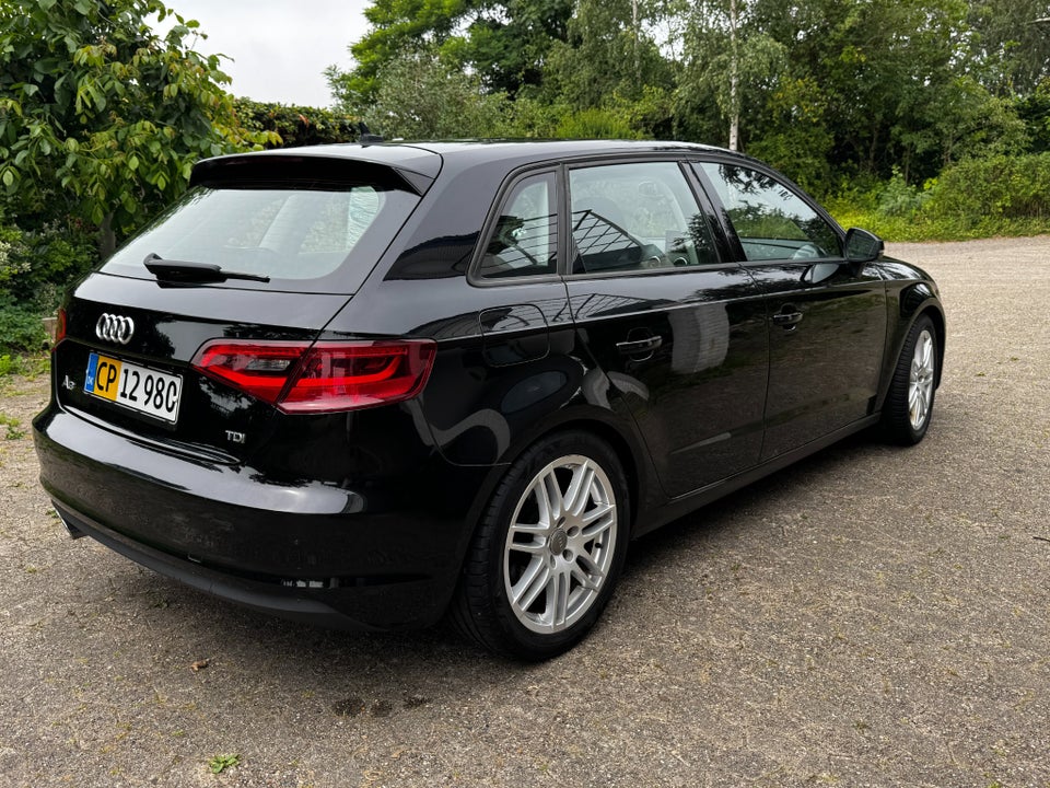 Audi A3 2,0 TDi 150 Ambiente Sportback Van 5d