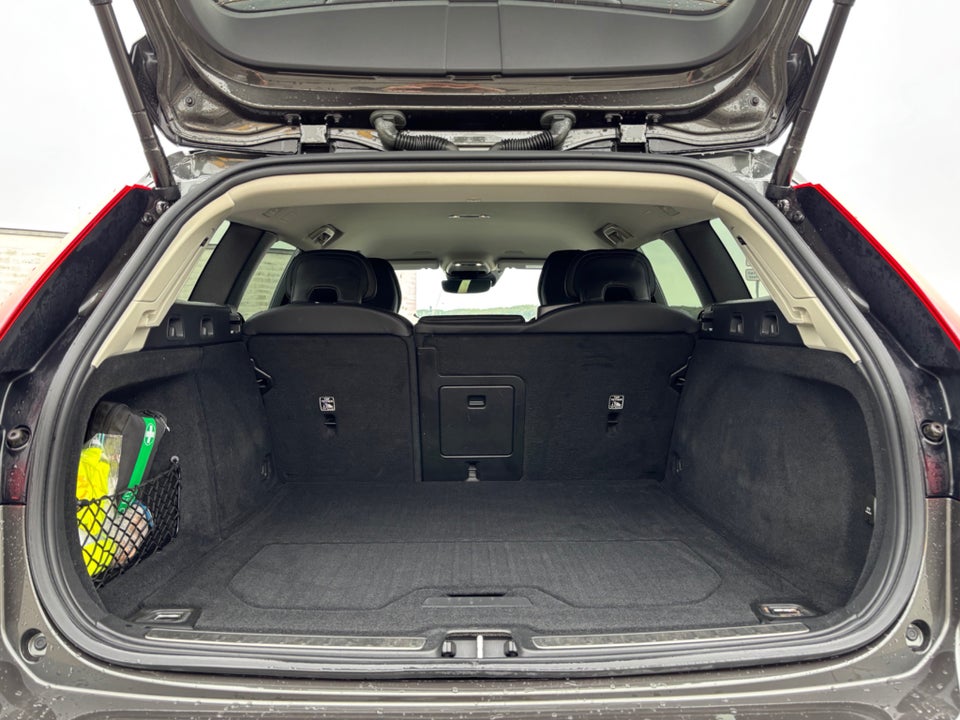 Volvo V60 2,0 T6 ReCharge Inscription aut. AWD 5d