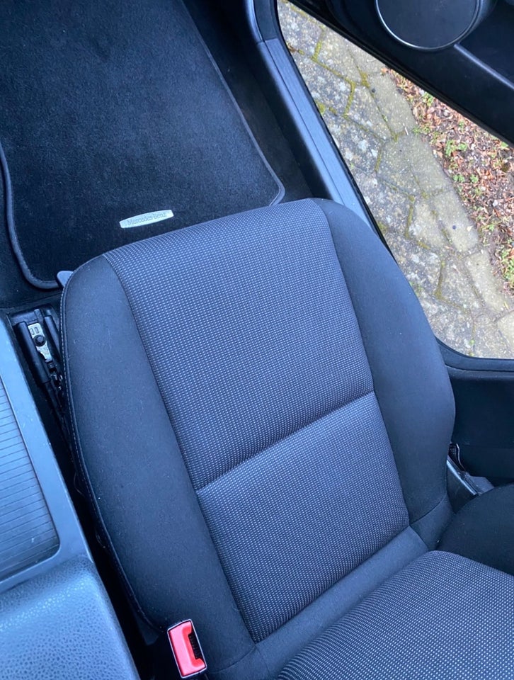 Mercedes C180 2,2 CDi stc. BE 5d
