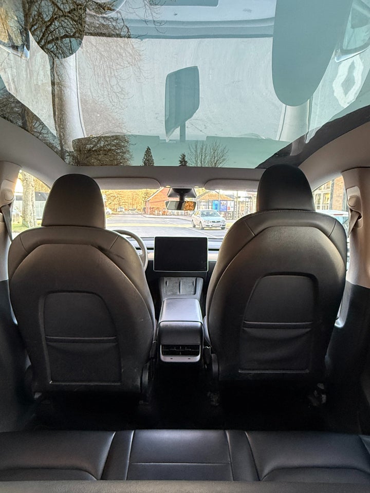 Tesla Model Y RWD 5d