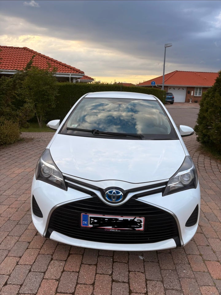 Toyota Yaris 1,5 Hybrid H2 Komfort e-CVT 5d