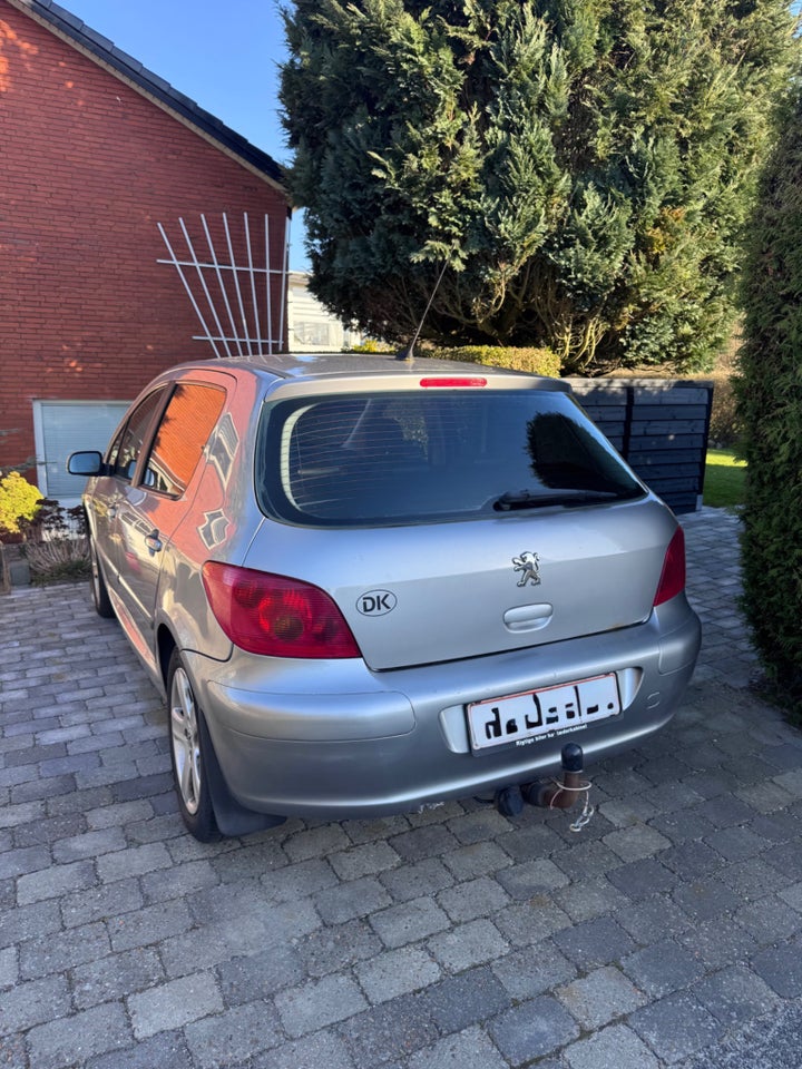 Peugeot 307 2,0 Griffe 5d