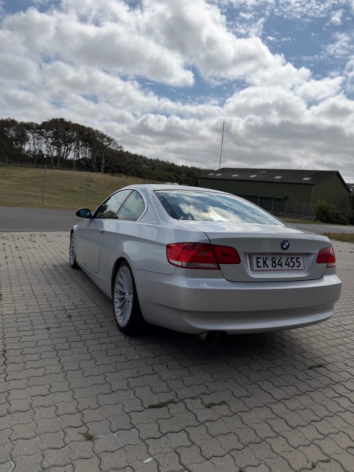 BMW 325i 2,5 Coupé 2d