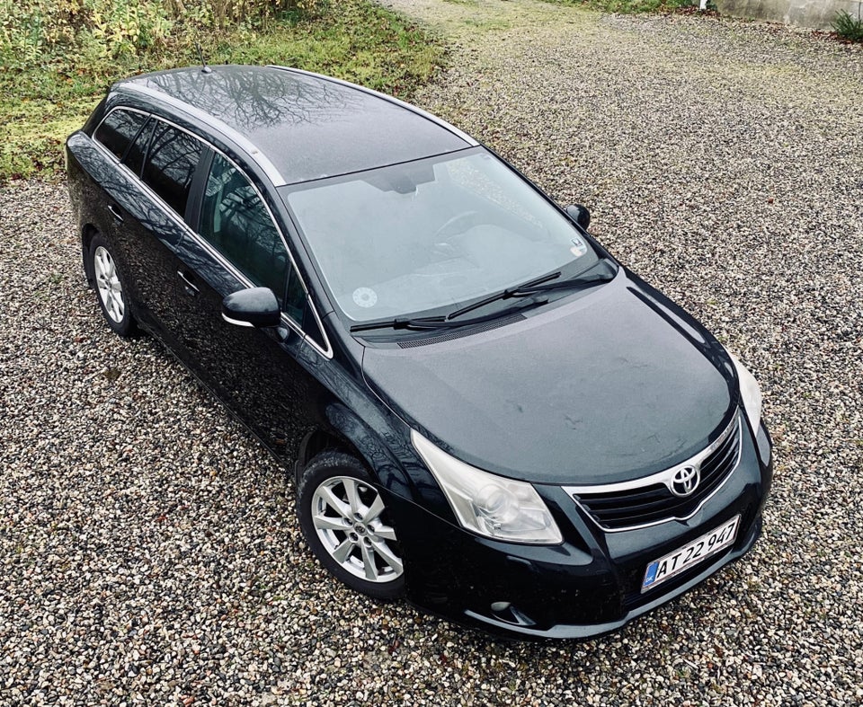 Toyota Avensis 2,0 D-4D T3 stc. 5d