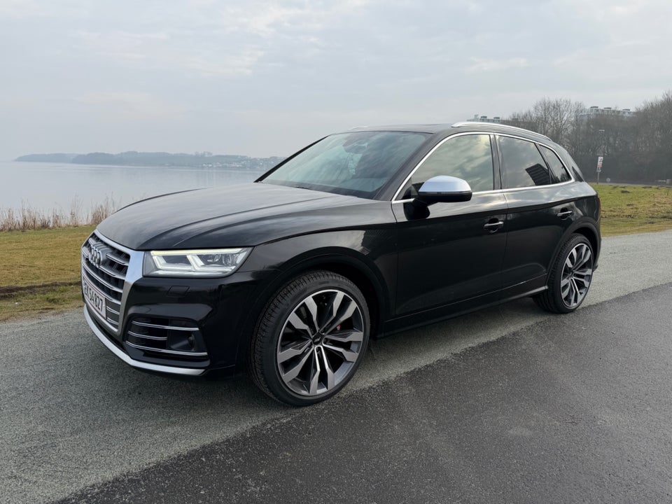 Audi SQ5 3,0 TDi S-line quattro Tiptr. 5d