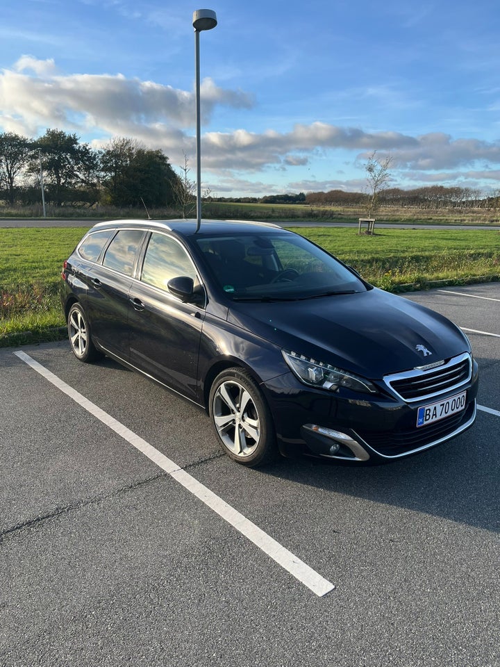Peugeot 308 1,6 BlueHDi 120 Allure SW 5d