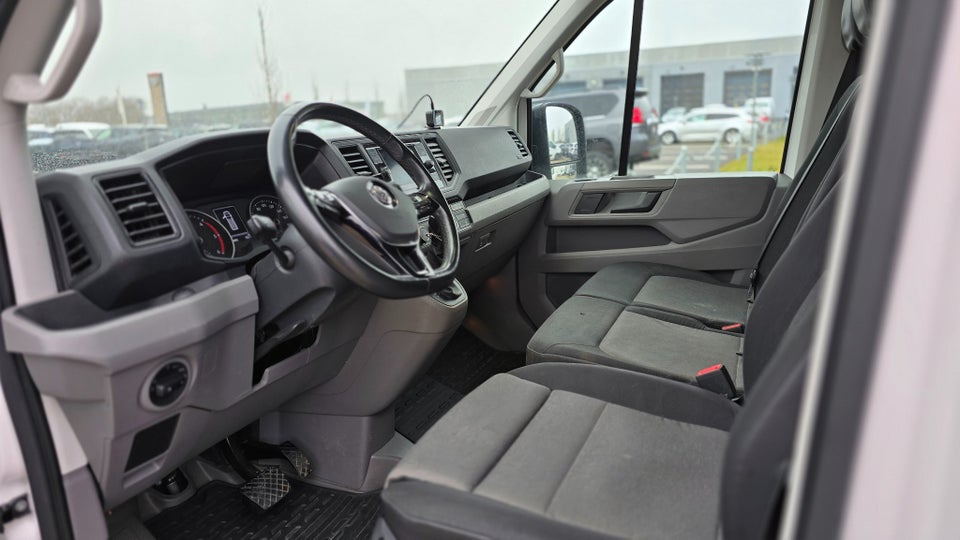 VW Crafter 35 2,0 TDi 177 Kassevogn L3H3 aut.