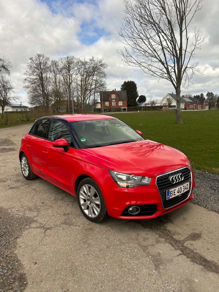 Audi A1 1,6 TDi 105 Ambition Sportback 5d