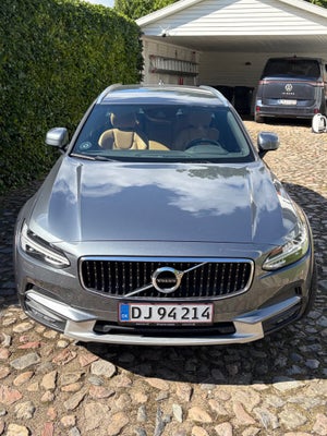 Volvo V90 CC 2,0 D4 190 Pro aut. AWD 5d