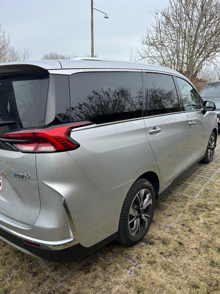 Maxus Euniq5 52 Exclusive 7prs 5d