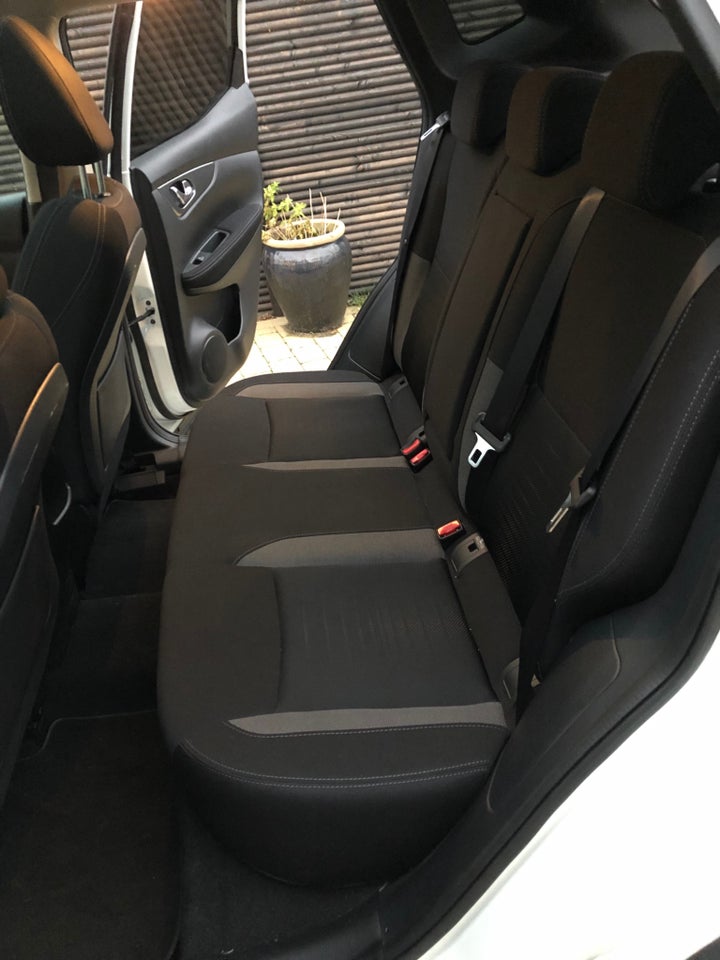 Nissan Qashqai 1,5 dCi 110 N-Connecta 5d