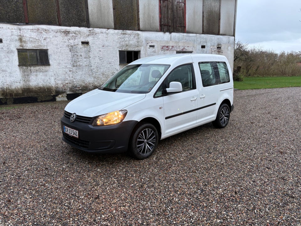 VW Caddy 1,6 TDi 102 Comfortline BMT 4d