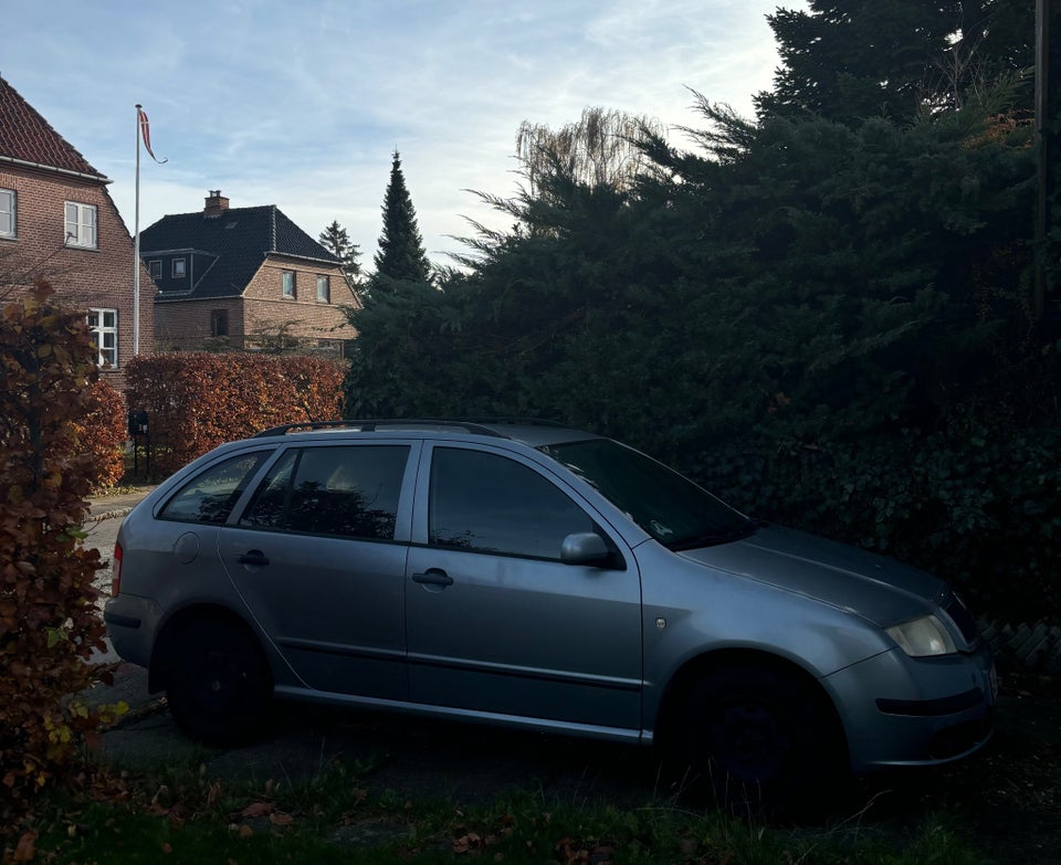 Skoda Fabia 1,4 TDi 80 Ambiente Combi 5d