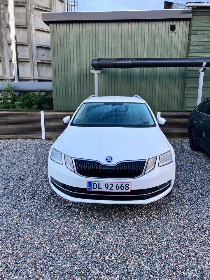 Skoda Octavia 2,0 TDi 150 Style Combi DSG 5d