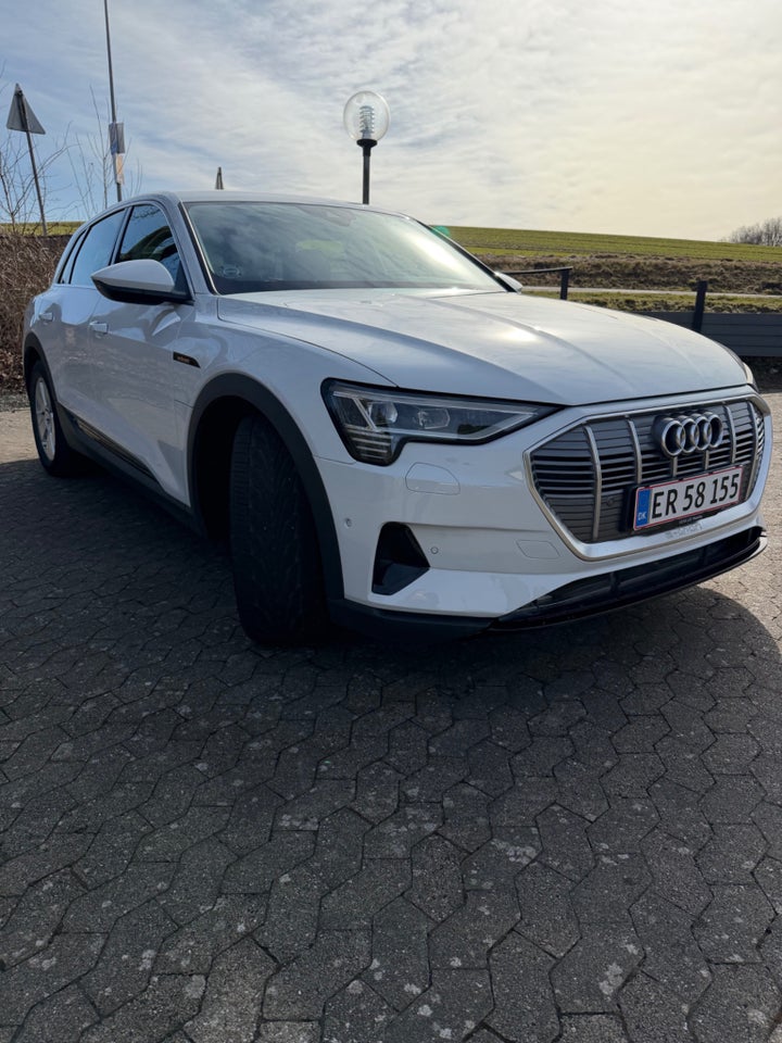 Audi e-tron 50 quattro 5d