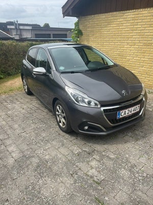 Peugeot 208 1,6 BlueHDi 100 Allure Sky 5d
