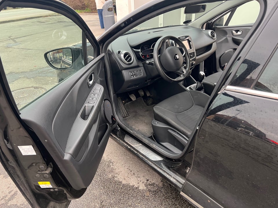 Renault Clio IV 1,5 dCi 90 Limited 5d