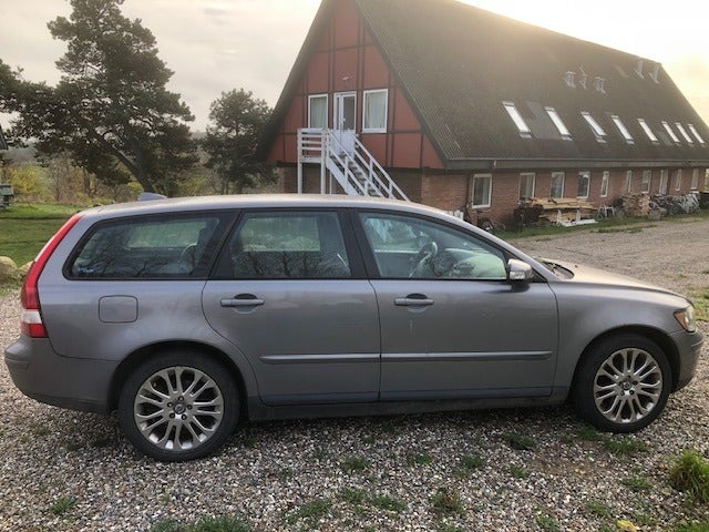 Volvo V50 1,8  5d