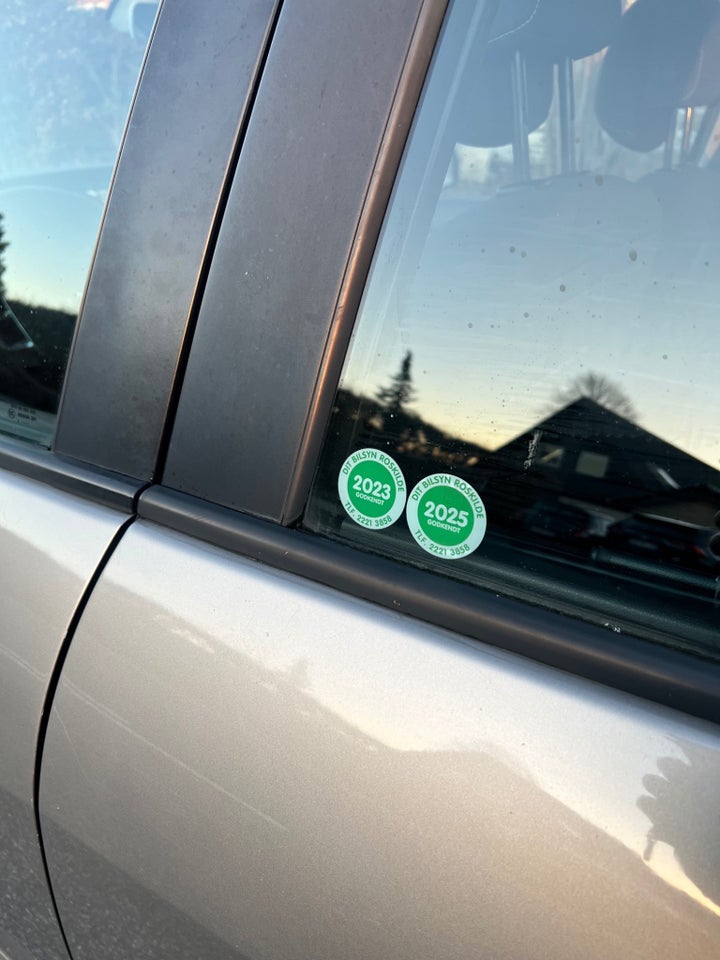 Renault Grand Scenic III 1,6 16V Expression 7prs 5d