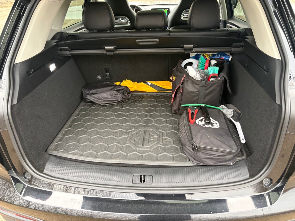 MG EHS 1,5 PHEV Luxury 5d