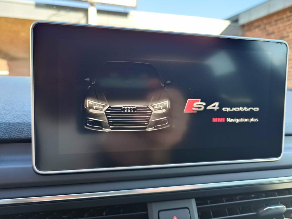 Audi S4 3,0 TFSi Avant quattro Tiptr. 5d