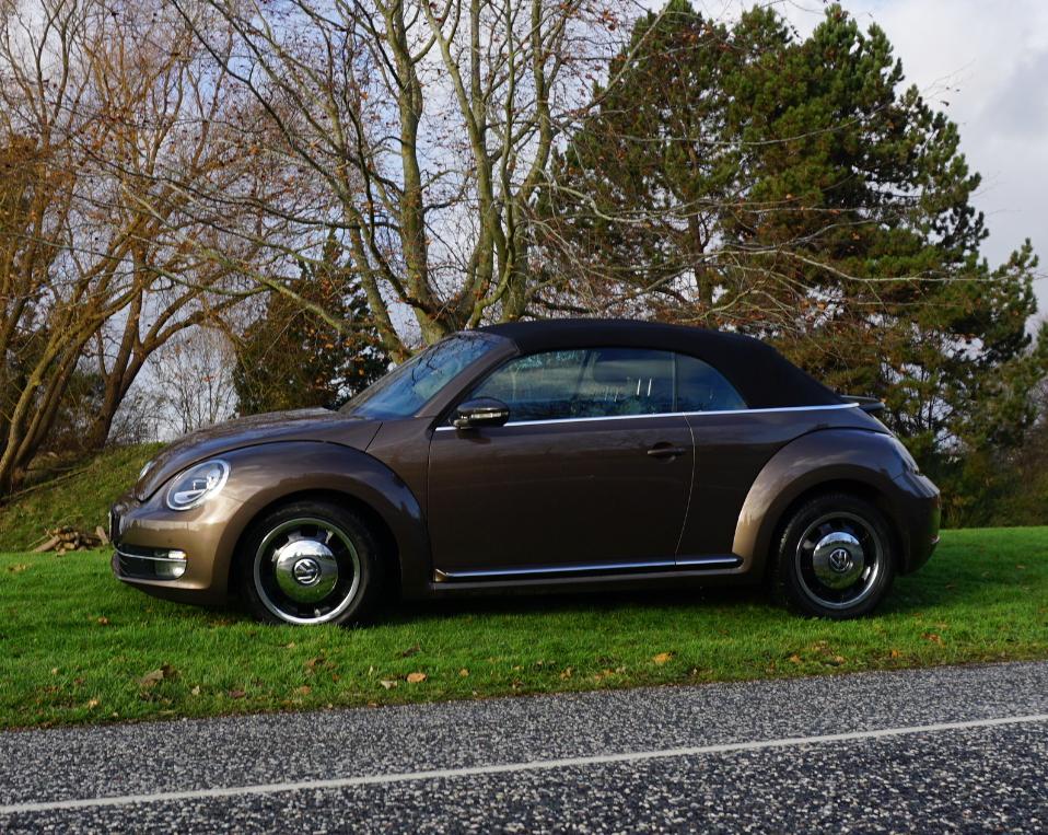 VW The Beetle 1,2 TSi 105 Design Cabriolet BMT 2d