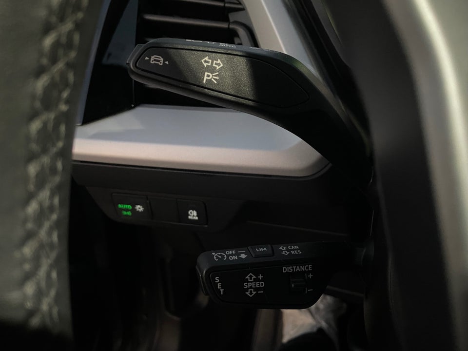 Audi Q4 e-tron 35  5d