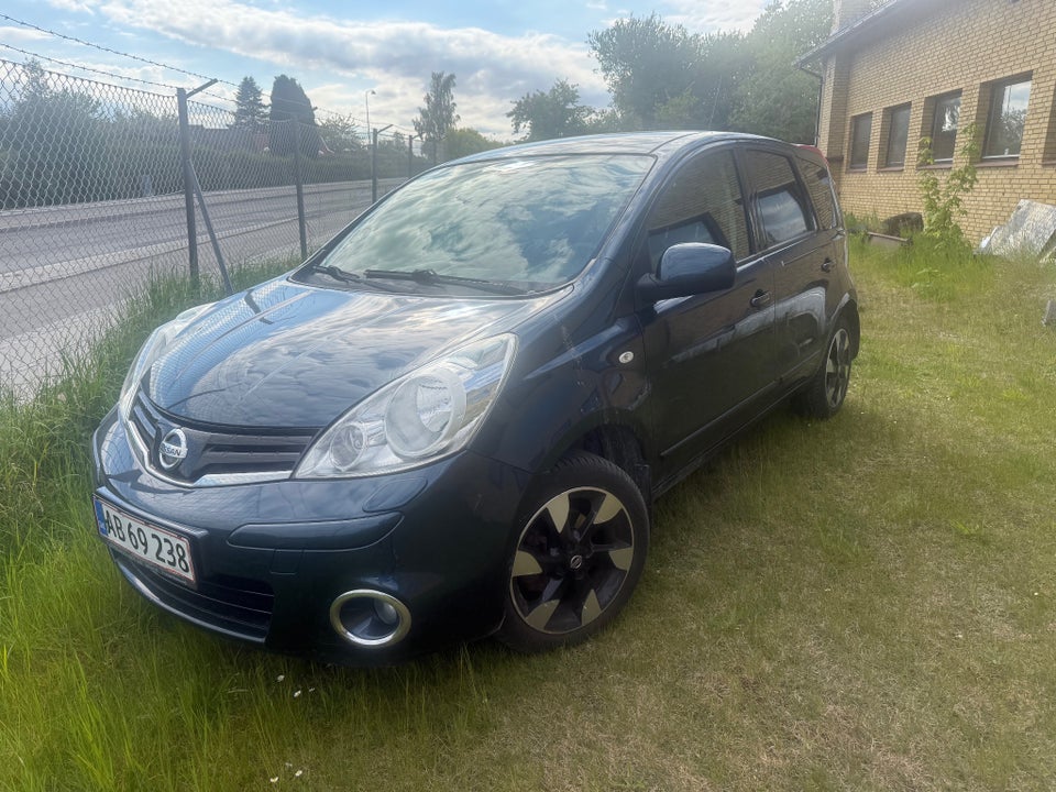 Nissan Note 1,4 Tekna 5d