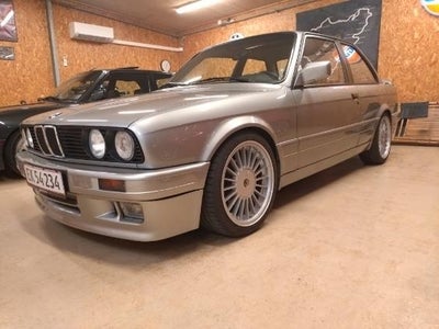 BMW 325i 2,5  4d