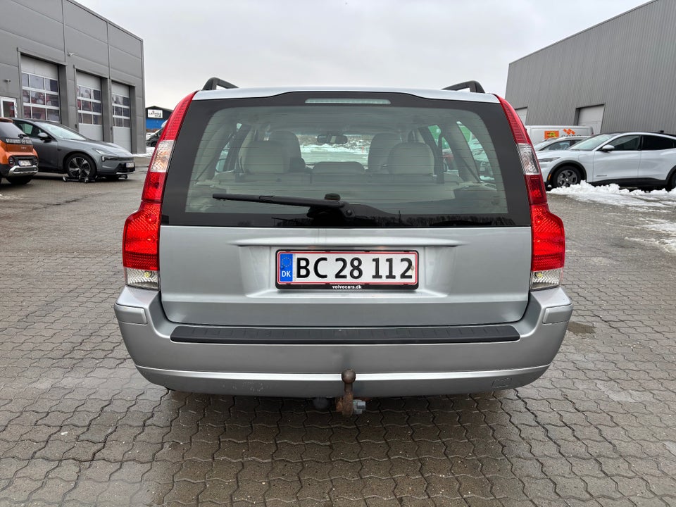 Volvo V70 2,4 140 Classic 5d