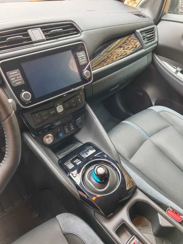 Nissan Leaf 39 Tekna 5d