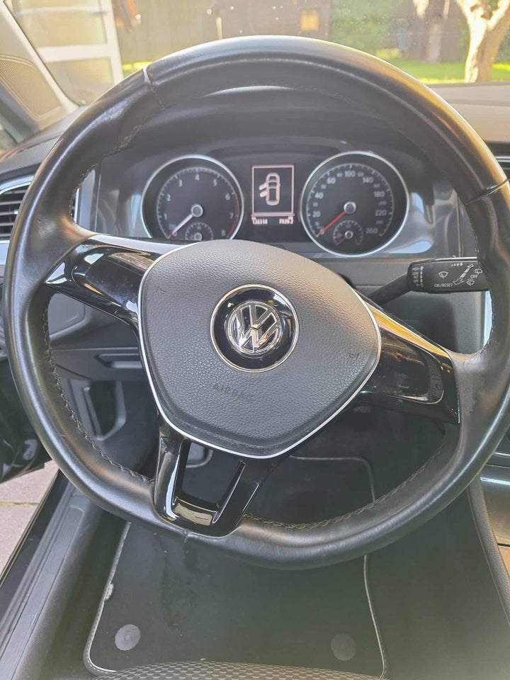VW Golf VII 1,0 TSi 85 Trendline 5d